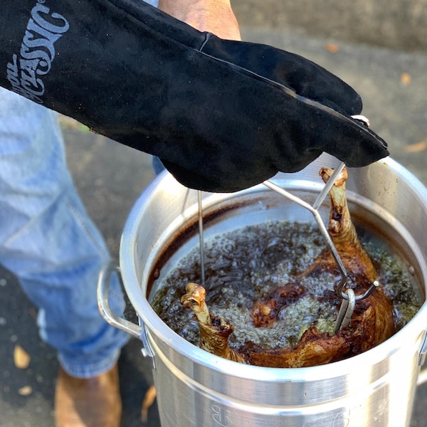 Bayou Classic Bayou Classic Aluminum Turkey Fryer Kit 30 qt - 3025