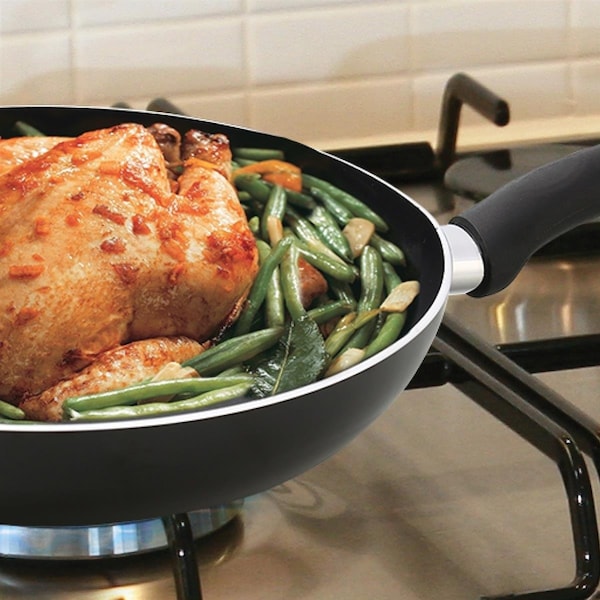 Ybm Home 8 in. Dia. x 2.5 in. Home Non-Stick Classic Non Stick Frying Pan, Black - OT11VC