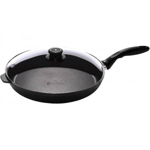 Swiss Diamond 12.5 in. XD Nonstick Fry Pan with Lid, Black - XD6432C