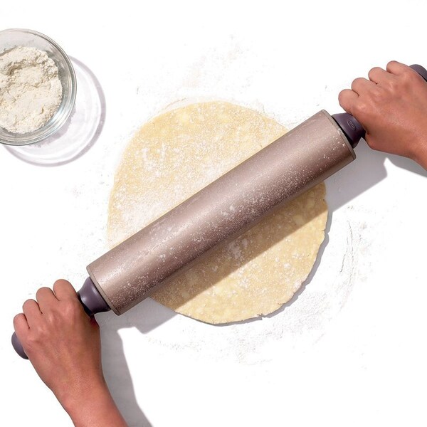 Good Grips Rolling Pin, 20.9 in OAL, Polypropylene/Stainless Steel - 11249400