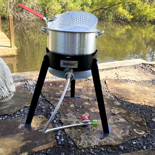 Bayou Classic Bayou Classic 41000 BTU Aluminum Fish Fryer Kit 10 qt - 2212