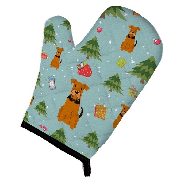 Carolines Treasures Christmas Airedale Oven Mitt - BB4701OVMT
