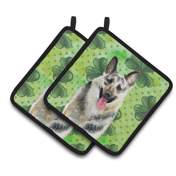 Carolines Treasures East-European Shepherd St.Patricks Pair of Pot Holders - BB9823PTHD