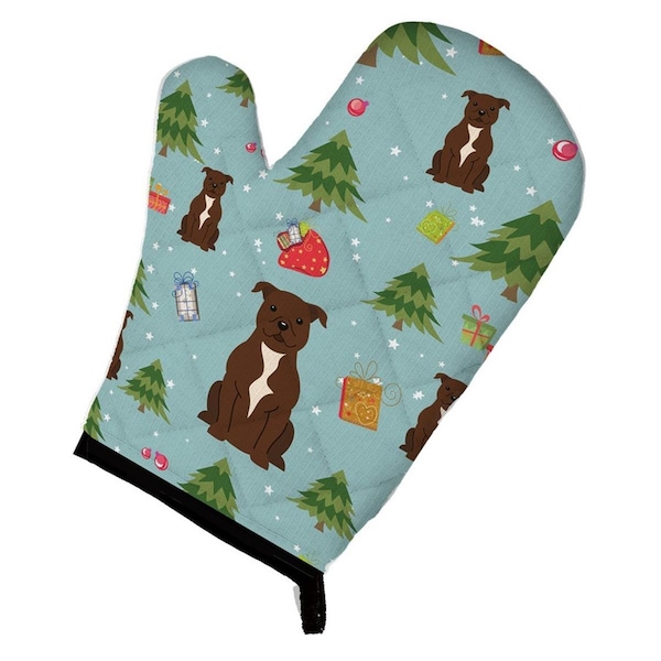 Carolines Treasures Christmas Staffordshire Bull Terrier Chocolate Oven Mitt - BB4708OVMT