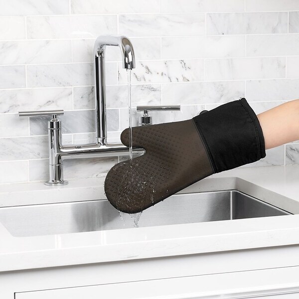 Oxo International MITT OVEN SILICONE BLACK - 11219800