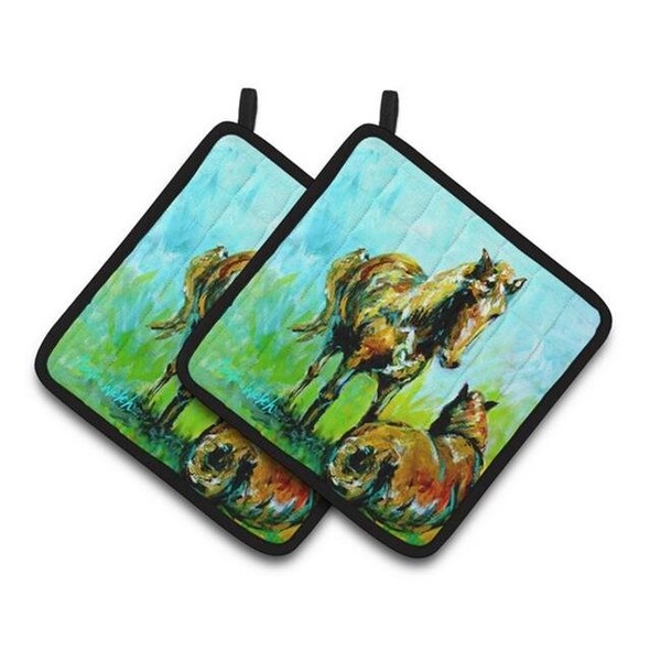 Carolines Treasures Carolines Treasures MW1126PTHD Horse Grazin Pair of Pot Holders; 7.5 x 3 x 7.5 in. - MW1126PTHD