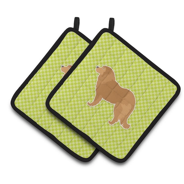 Carolines Treasures Caucasian Shepherd Dog Checkerboard Green Pair of Pot Holders - BB3825PTHD