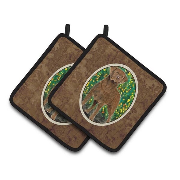 Carolines Treasures Chesapeake Bay Retriever Pair of Pot Holders, 7.5 x 3 x 7.5 in. - SS8969PTHD