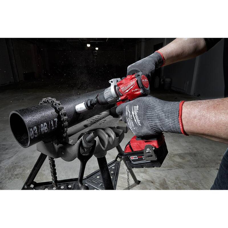 Juego de sierra de agujero bimetálica Milwaukee Hole Dozer para electricistas con set de puntas de acero SHOCKWAVE Impact Duty Driver (69 piezas) - 49-22-4105-48-32-4024