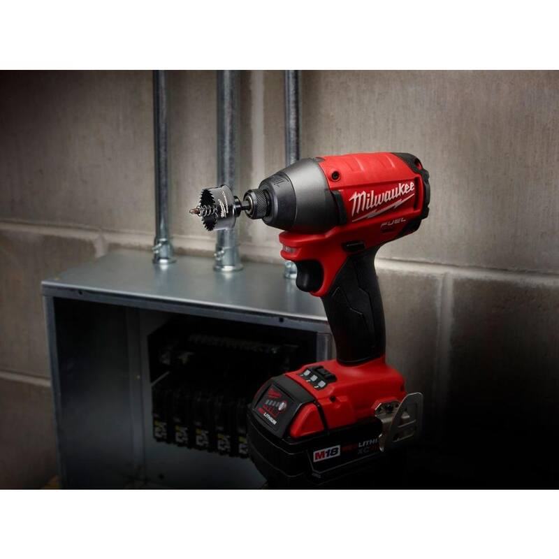 Sierra de agujero SHOCKWAVE IMPACT DUTY de 1-1/2 pulgadas de Milwaukee - 49-56-9835