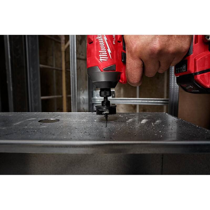 Sierra de agujero SHOCKWAVE IMPACT DUTY de 1-1/2 pulgadas de Milwaukee - 49-56-9835
