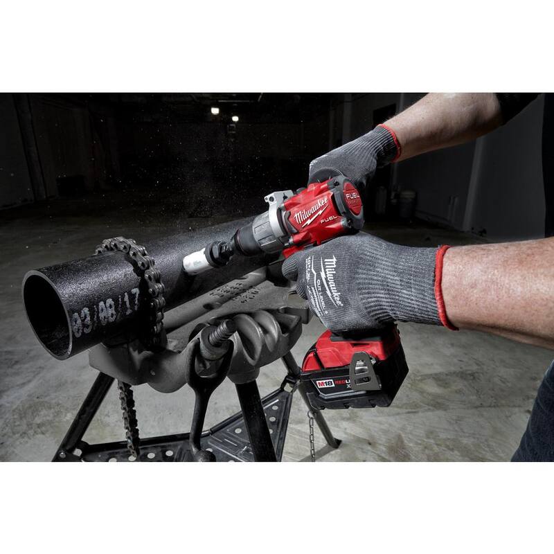 Set de sierras perforadoras de uso general Hole Dozer de Milwaukee con set de brocas de titanio, set de brocas de paleta y hojas de madera oscilantes (47 piezas) - 49-22-4025-48-89-4631-49-22-017549109004