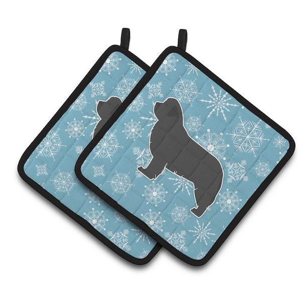 Carolines Treasures Winter Snowflake Newfoundland Pair of Pot Holders - BB3564PTHD
