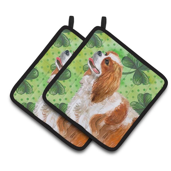 Carolines Treasures Cavalier Spaniel St.Patricks Pair of Pot Holders - BB9837PTHD