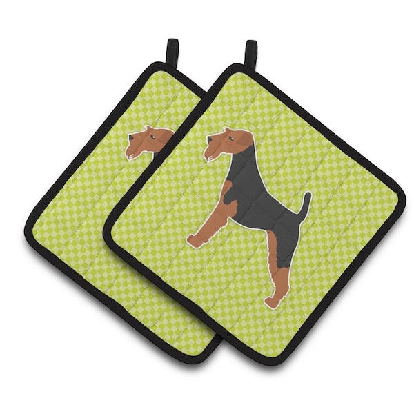 Carolines Treasures Welsh Terrier Checkerboard Green Pair of Pot Holders - BB3785PTHD