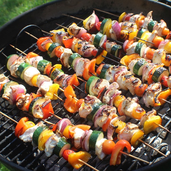 Blue Donuts Barbecue Accessories, Barbecue Skewers, Bamboo, 500 Pieces, 8 Inches - BD3688920