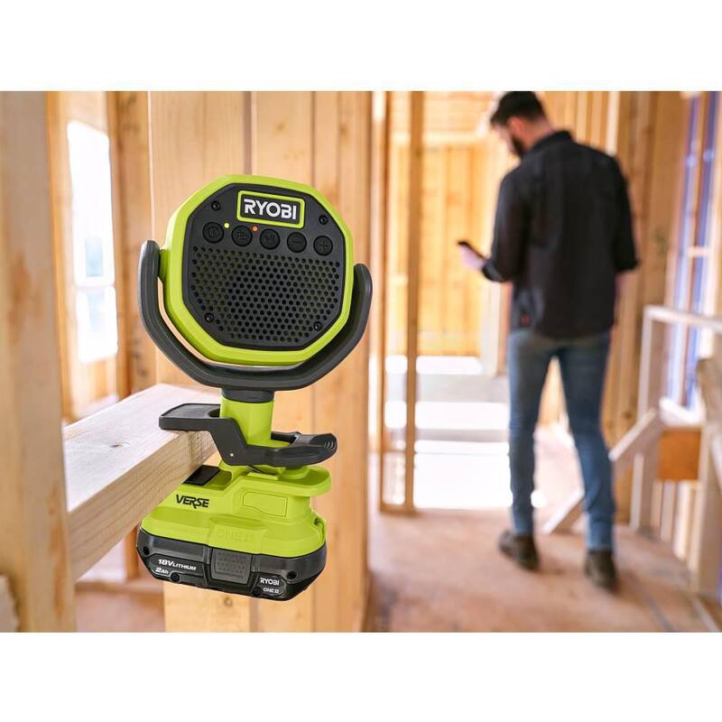 RYOBI ONE+ 18V Kit de Inicio de Ion de Litio con Batería de 2.0 Ah, Batería de 4.0 Ah y Cargador - PSK106SB