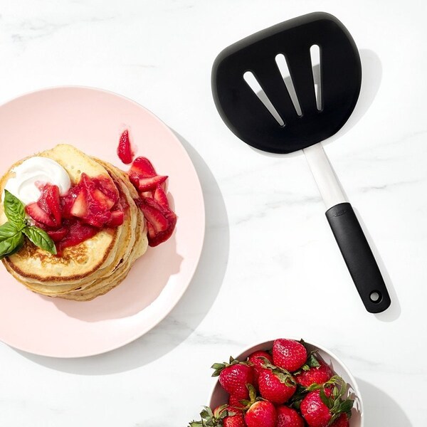 Good Grips Pancake Turner, 6 in W Blade, 12 in OAL, Silicone Blade, Black/Silver - 1071533
