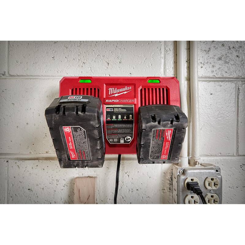 Cargador de batería doble Milwaukee M18 de 18 voltios de iones de litio - 48-59-1802