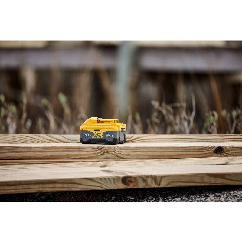 Paquete de batería DEWALT 20-Volt MAX XR de iones de litio de 8.0 Ah - DCB2108