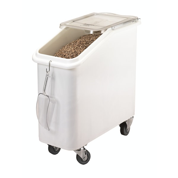 Cambro Camwear Plastic 24 oz. Clear Scoop - SCP24CW135