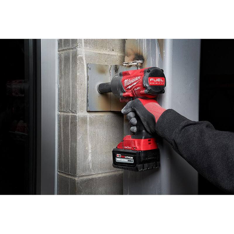 Milwaukee M18 18-Volt Lithium-Ion (1) Batería de alta capacidad de salida de 6.0Ah y (2) Batería de 5.0Ah (paquete de 3) - 48-11-1856