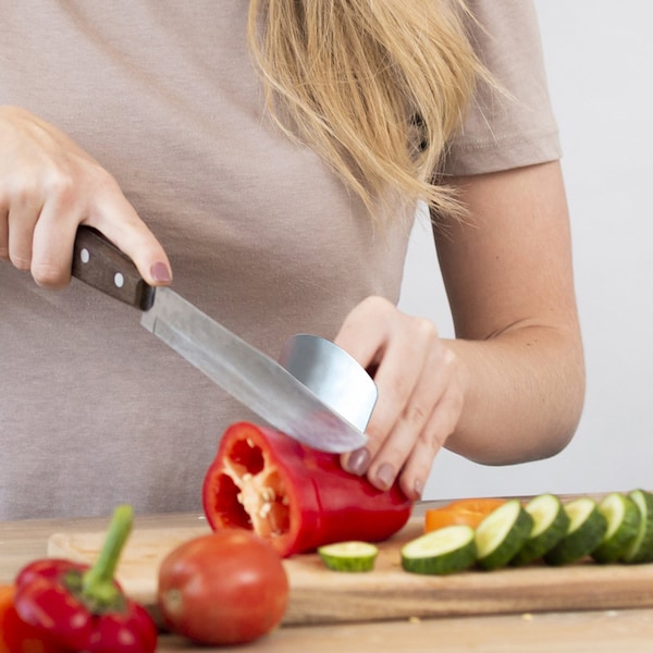 1947Kitchen Stainless Steel Finger Protector For Cutting, Chopping & Dicing, 4PK - TI-2CLEFG-2PK