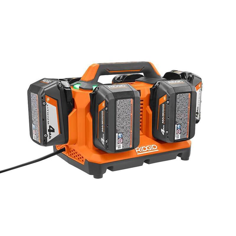 Cargador secuencial de 6 puertos RIDGID de 18V con batería de iones de litio de 4.0 Ah (paquete de 2) - AC86096-AC87004P