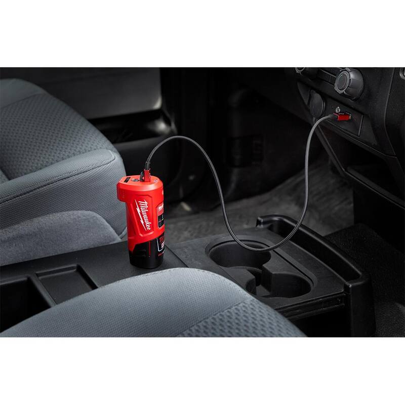 Cargador y fuente de energía portátil de 12 voltios de iones de litio Milwaukee M12 - 48-59-1201