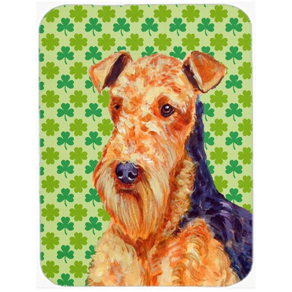 Carolines Treasures 15 x 12 in. Airedale St. Patricks Day Shamrock Portrait Glass Cutting Board - Large - LH9201LCB