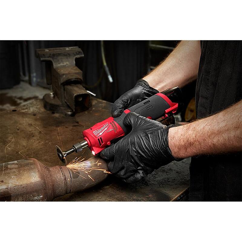 Milwaukee M12 12-Volt Lithium-Ion XC High Output 5.0 Battery Pack con 5 ruedas de corte de metal de 5 paquetes - 48-11-2450-49-94-2000