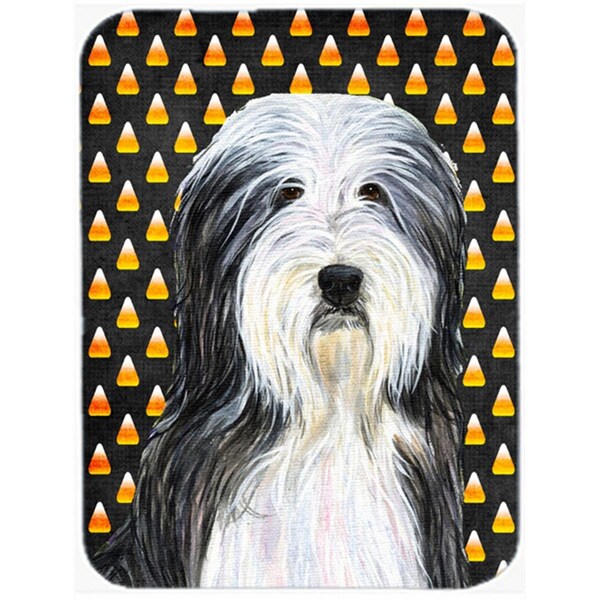 Carolines Treasures 15 x 12 in. Bearded Collie Candy Corn Halloween Portrait Glass Cutting Board - Large - SS4290LCB