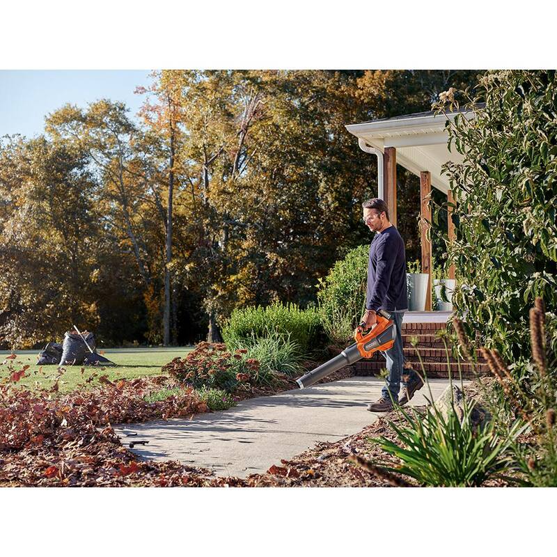Baterías de iones de litio RIDGID 18V MAX Output 6.0 Ah, MAX Output 4.0 Ah y MAX Output 2.0 Ah con Aspiradora Manual - AC84002460SB-R8609021B