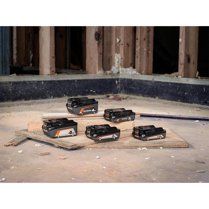 Baterías de iones de litio compactas RIDGID de 18V y 2.0 Ah (paquete de 4) - AC8400802P-AC8400802P