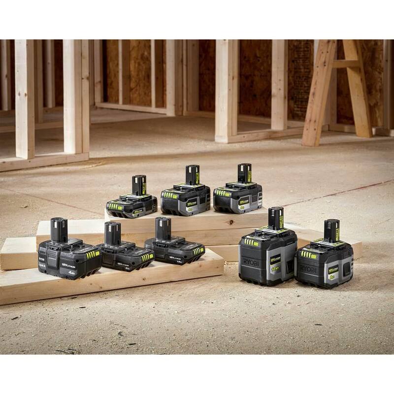 Batería de alto rendimiento de iones de litio de 12.0 Ah de RYOBI ONE+ 18V con cargador rápido de 18V 8A ONE+ - PBP1012-PCG008