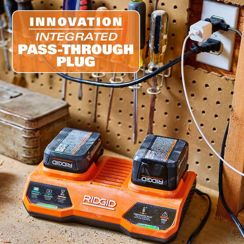 Cargador Dual Port Simultáneo de 18V RIDGID con Batería de 2.0 Ah - AC86095-AC8400802