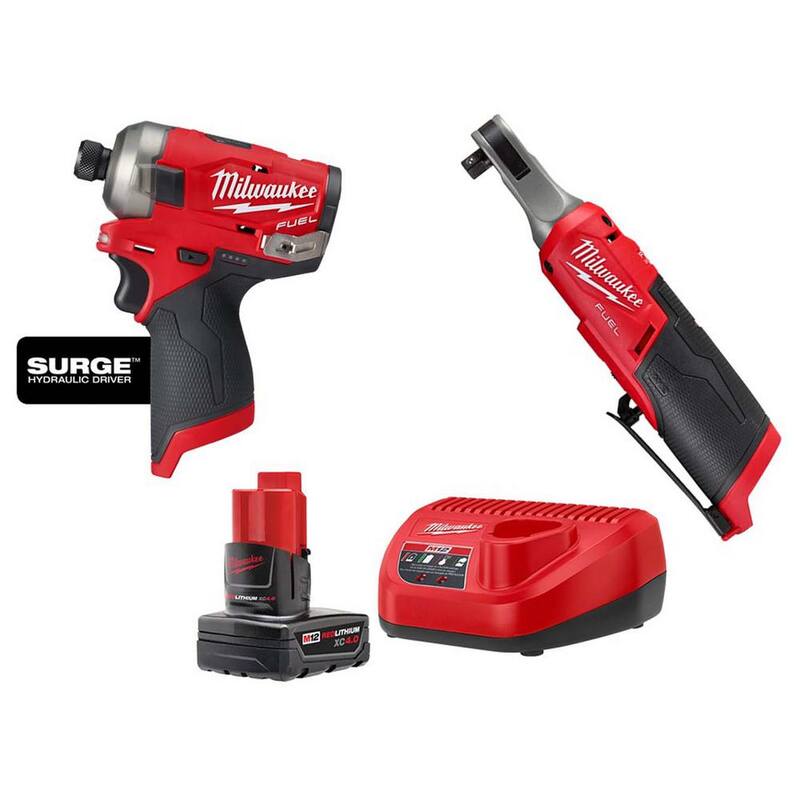 Milwaukee M12 FUEL SURGE 12V Lithium-Ion Brushless Cordless 1/4 in. Impact Driver & M12 FUEL 3/8 in. Ratchet con Batería y Cargador - 48-59-2440-2551-20-2567-20.