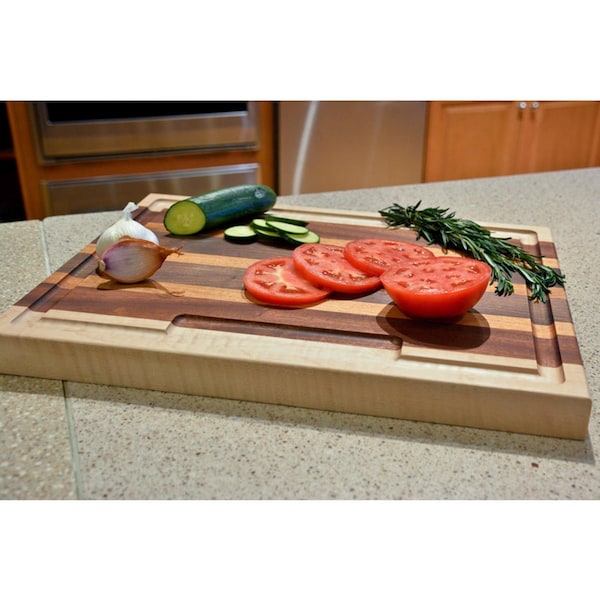 Coastal Carolina Cutting Boards Coastal Carolina 16 in. L X 12 in. W X 1 in. Hardwood Cutting Board - 1-12-16-JT