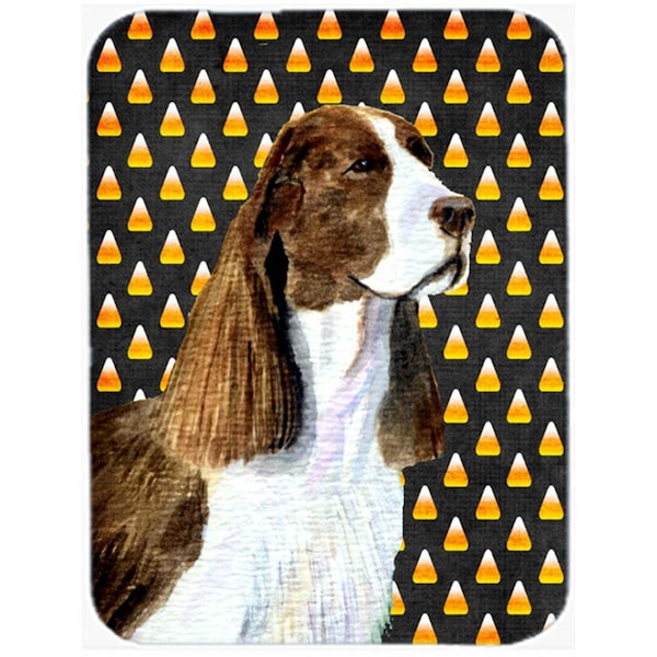 Carolines Treasures 15 x 12 in. Springer Spaniel Candy Corn Halloween Portrait Glass Cutting Board - Large - SS4306LCB