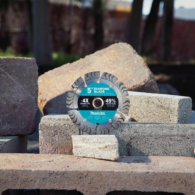 Makita 5 in. Disco de Diamante de Borde Turbo Segmentado para Propósito General - E-23329