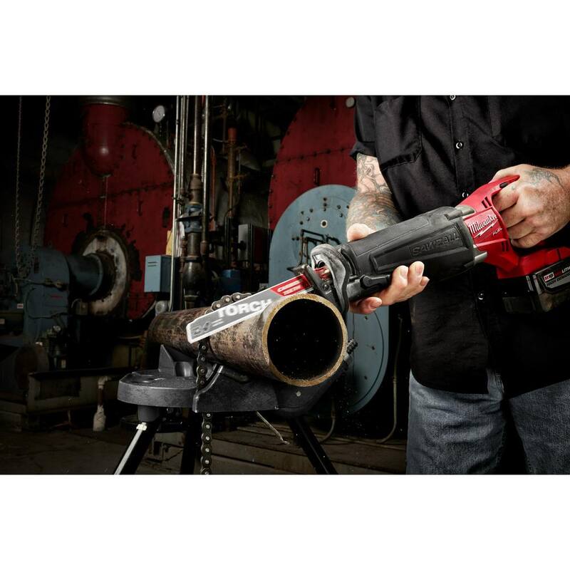 Milwaukee 6 in. 8 TPI TORCH Dientes de carburo hoja de sierra alternativa para corte de metal grueso (paquete de 5) - 48-00-5501