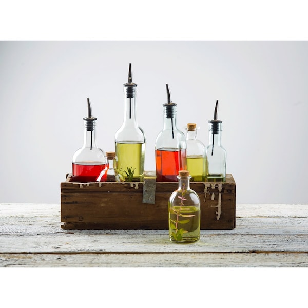 Tablecraft Sottile Clr Glass Bottle W/SS Pour, 17OZ - H933