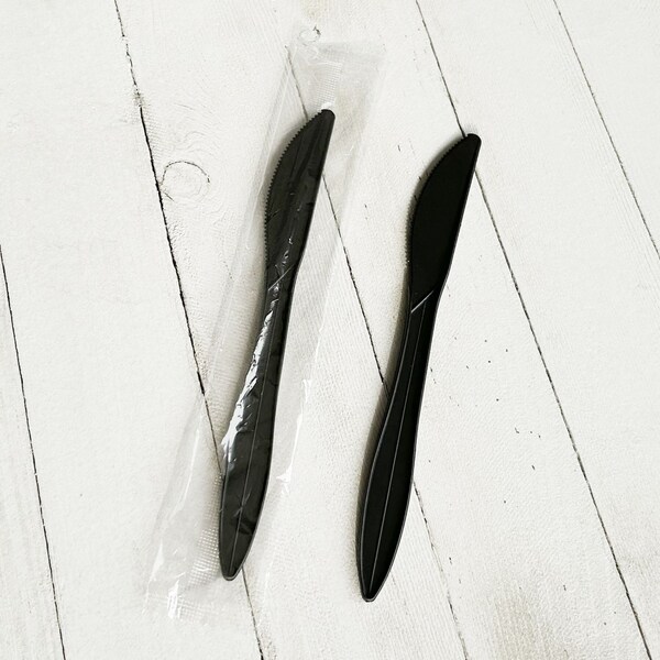 Boardwalk Mediumweight Wrapped Polypropylene Cutlery, Knife, Black, 1000PK - BWKKNIFEBLPPIW