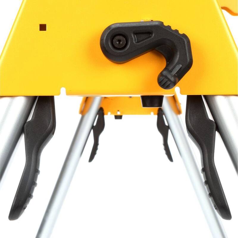 Soporte de trabajo resistente DEWALT de 15.4 lbs con soportes de montaje para sierra ingletadora - DWX725B