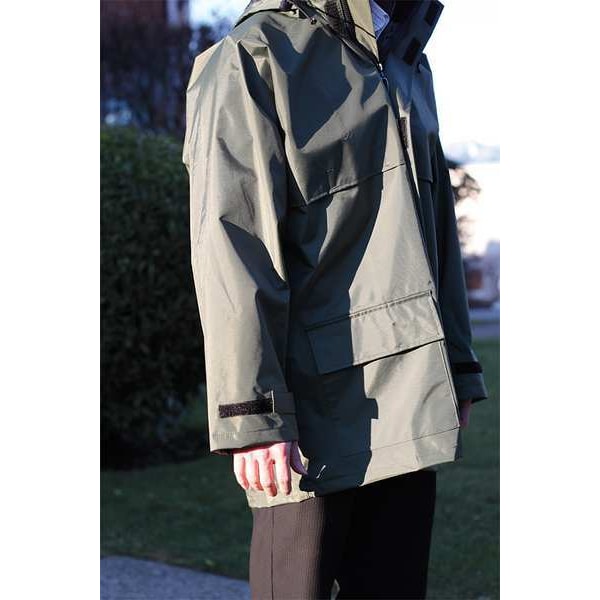 Viking Hi-Viz Rain Jacket, 150 Denier Trilobal Ripstop Polyester, Class 3 Type R, Green, M - D6323JG-M