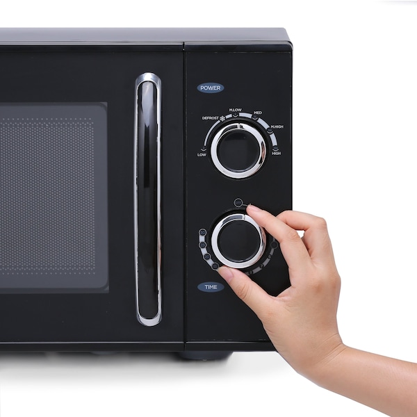 Commercial Chef 0.9 Cubic Foot Countertop Microwave, Compact, Rotary Control, Black - CHMH900B6C