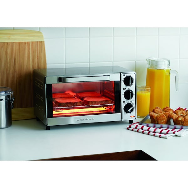 Hamilton Beach Hamilton Beach Stainless Steel Silver Toaster Oven 8.7 in. H X 11.5 in. W X 15 in. D - 31401