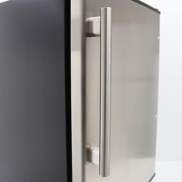 Maxx Ice Countertop or Built-In Ice Maker, 15 in.W, 15 lbs, Crescent Ice Cubes, Black with Stainless Steel Door - MIMC15C