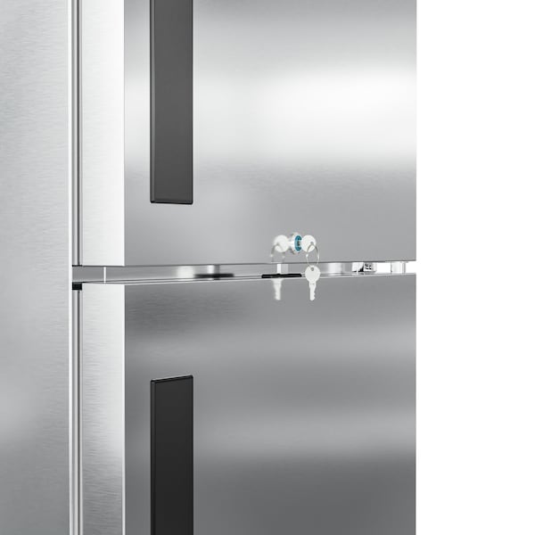 Koolmore 29 in. Commercial Stainless Steel Solid Half Door Reach-In Freezer 23 cu. ft. - RIF-1D-SSHD