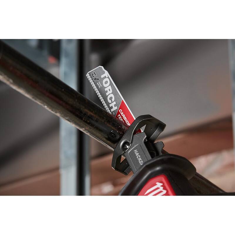 Milwaukee 9 pulgadas 8 TPI Hoja de sierra alternativa SAWZALL con dientes de carburo para corte de metal (paquete de 2) - 48-00-5202-48-00-5202
